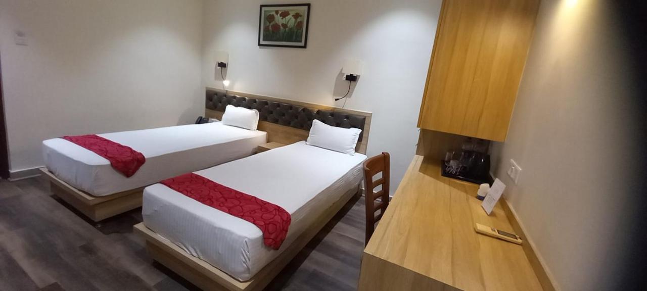 Ojas Hotel & Resort Durgapur  Ngoại thất bức ảnh