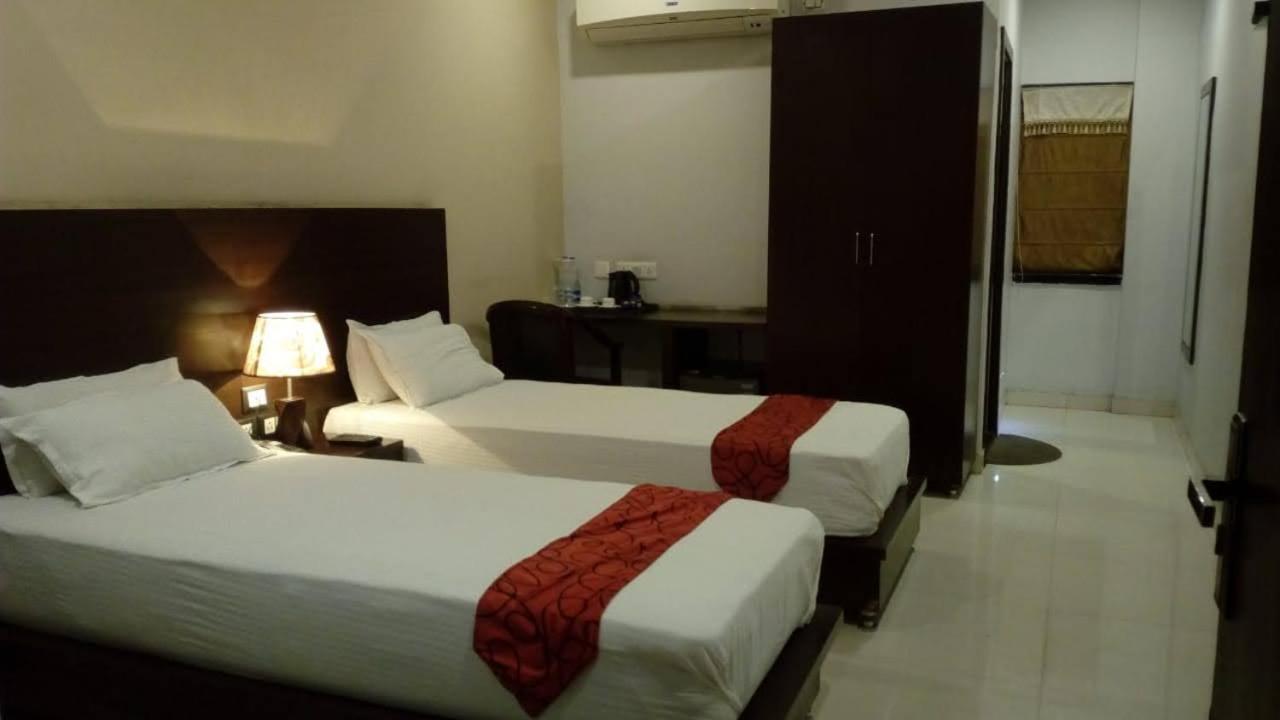 Ojas Hotel & Resort Durgapur  Ngoại thất bức ảnh